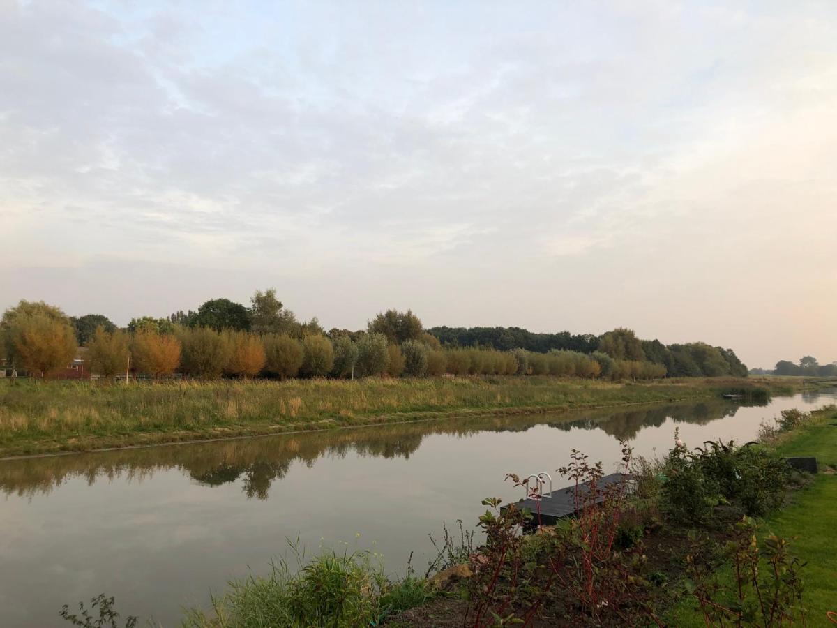 Stien, Fijn Aan Open Vaarwater Stiens